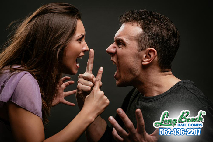 Physical & Mental Signs of Abusive Relationships: Possessive, Stalker-like Qualities are Not Attractive